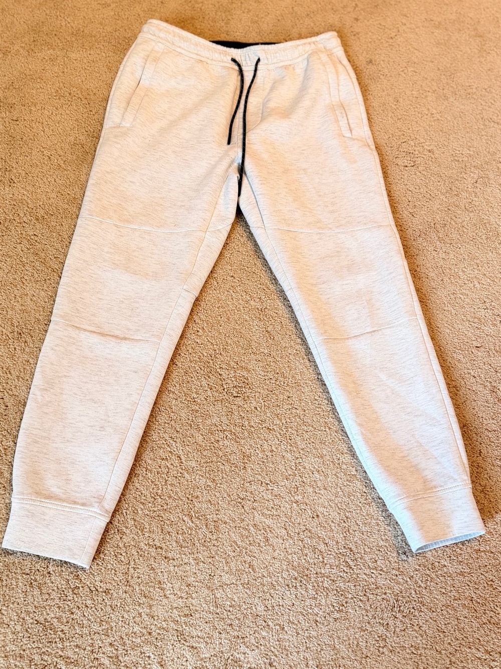 American Eagle Outfitters Light Grey Teen Boys Joggers (S) Like New